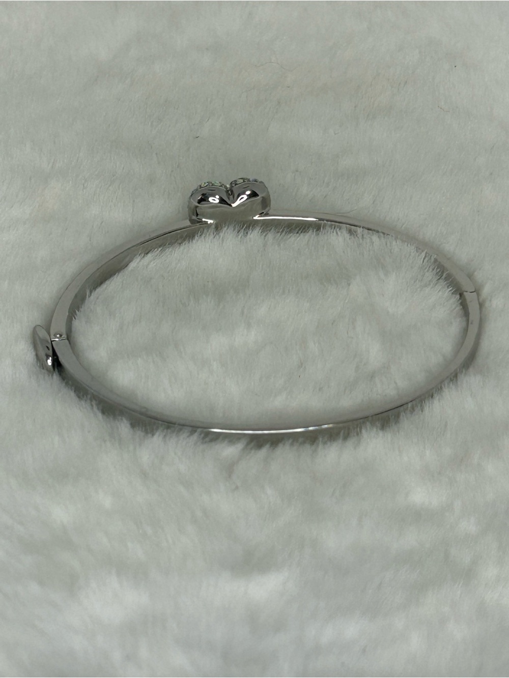 JUICY COUTURE AB PAVE CRYSTAL HEART HINGE BANGLE BRACELET - Picture 2 of 3